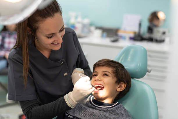 Best Emergency Tooth Extraction in Dland, MI