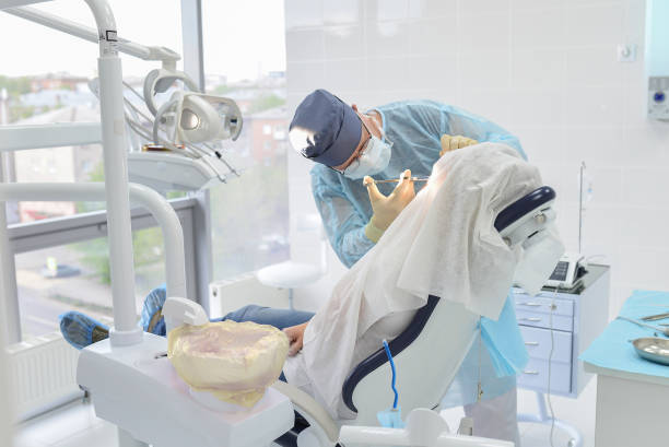 Best Emergency Tooth Extraction in Dland, MI